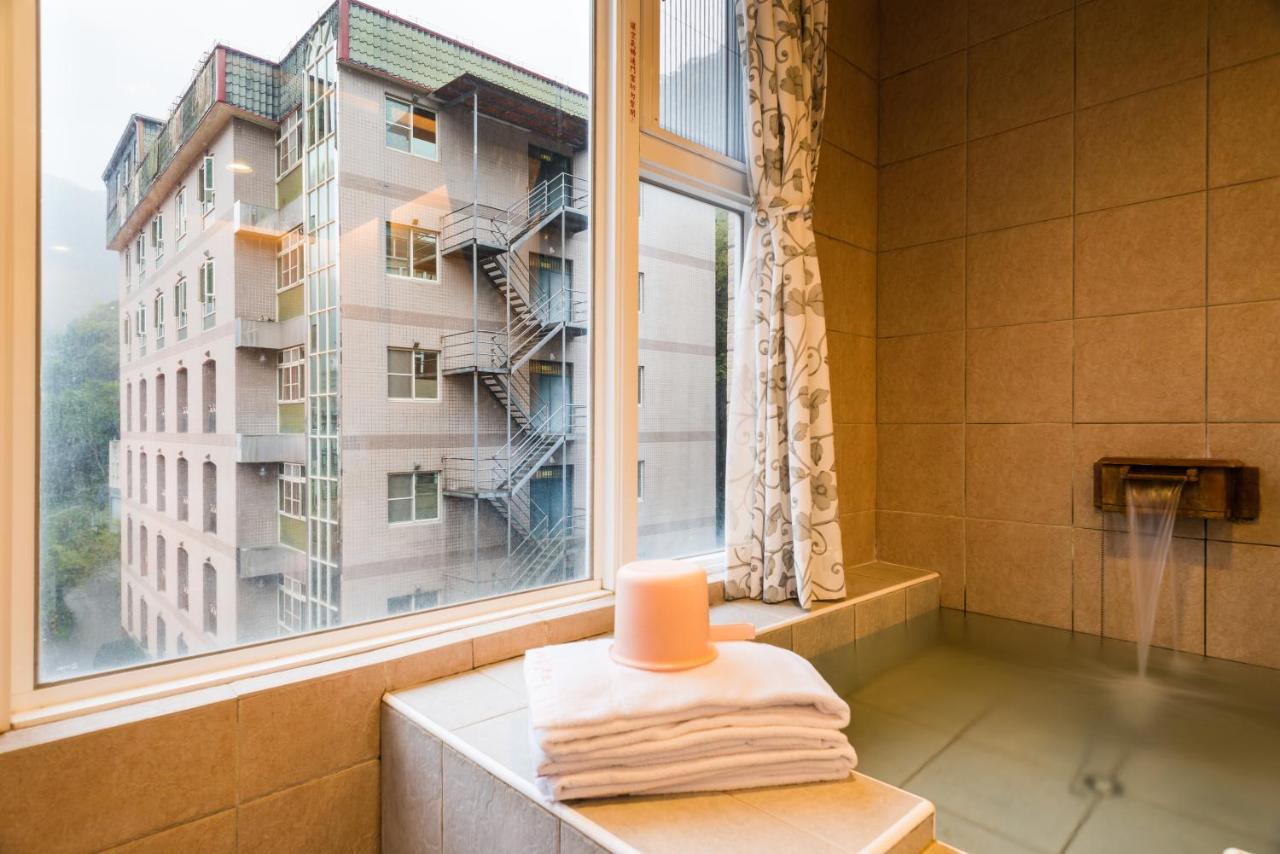 Crystal Hotel Ren'ai Eksteriør billede